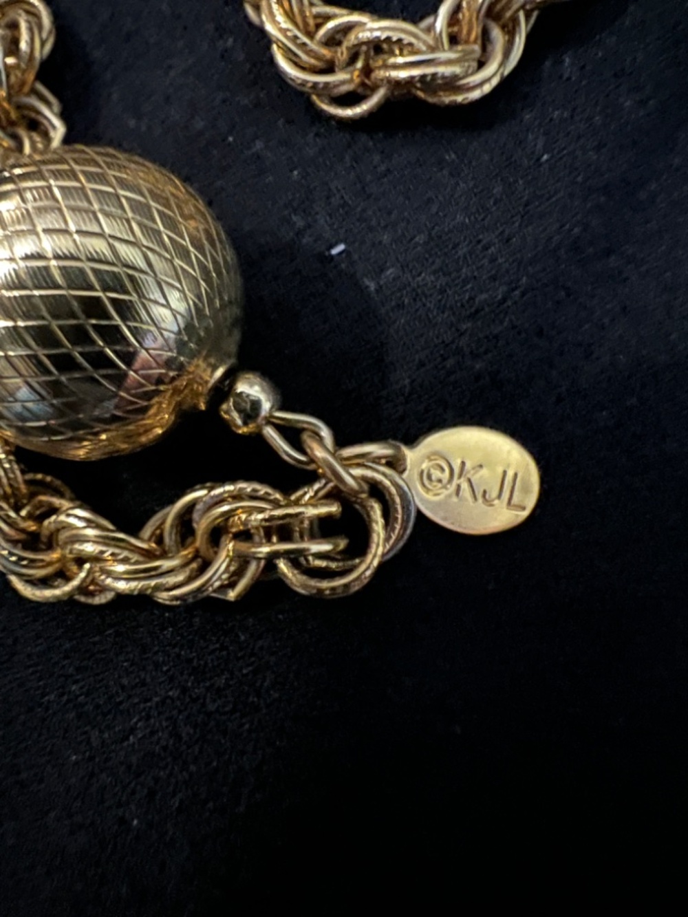 necklace - Picture 2 of 2